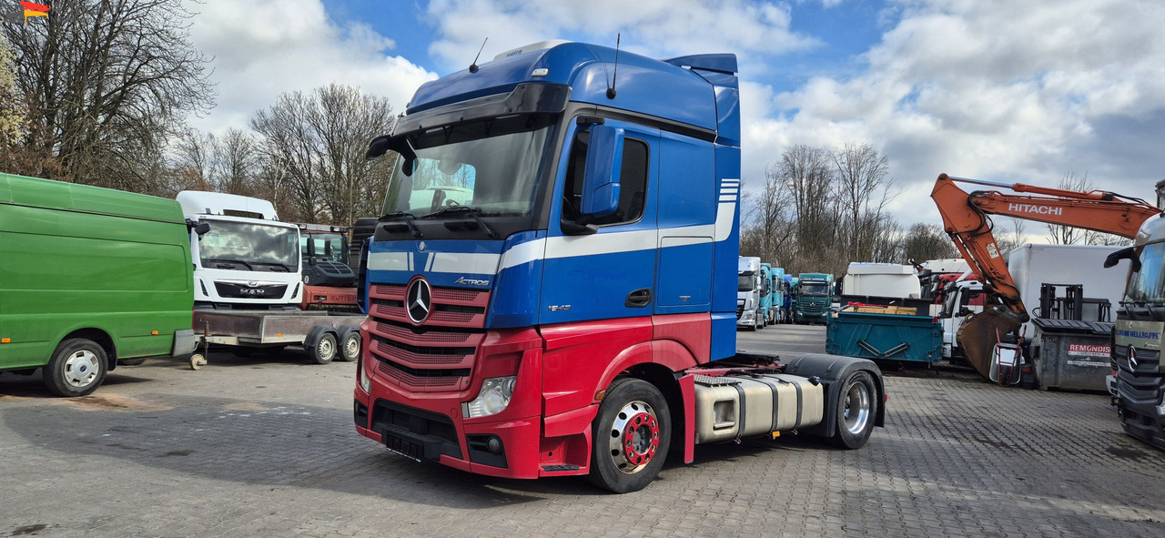 Mercedes-Benz 1843 Klima, Retarder, Topzustand, einsatzbereit - Trekker: afbeelding 1 Mercedes-Benz 1843 Klima, Retarder, Topzustand, einsatzbereit - Trekker: afbeelding 1