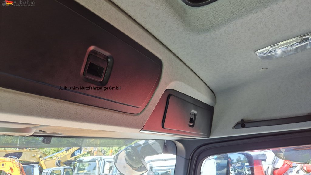 Mercedes-Benz DB 1840 H 4x4 Hydrodrive - Trekker: afbeelding 3 Mercedes-Benz DB 1840 H 4x4 Hydrodrive - Trekker: afbeelding 3