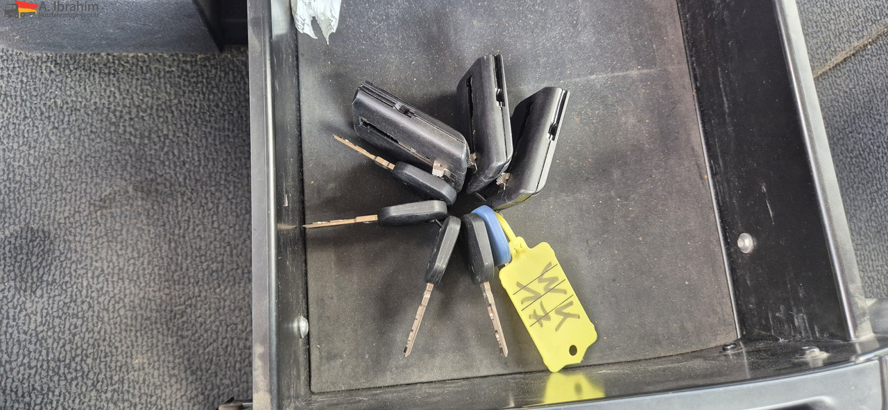 Mercedes-Benz DB 1842H 4x4 Hydrodrive Scheckheft bei Mercedes - Trekker: afbeelding 4 Mercedes-Benz DB 1842H 4x4 Hydrodrive Scheckheft bei Mercedes - Trekker: afbeelding 4