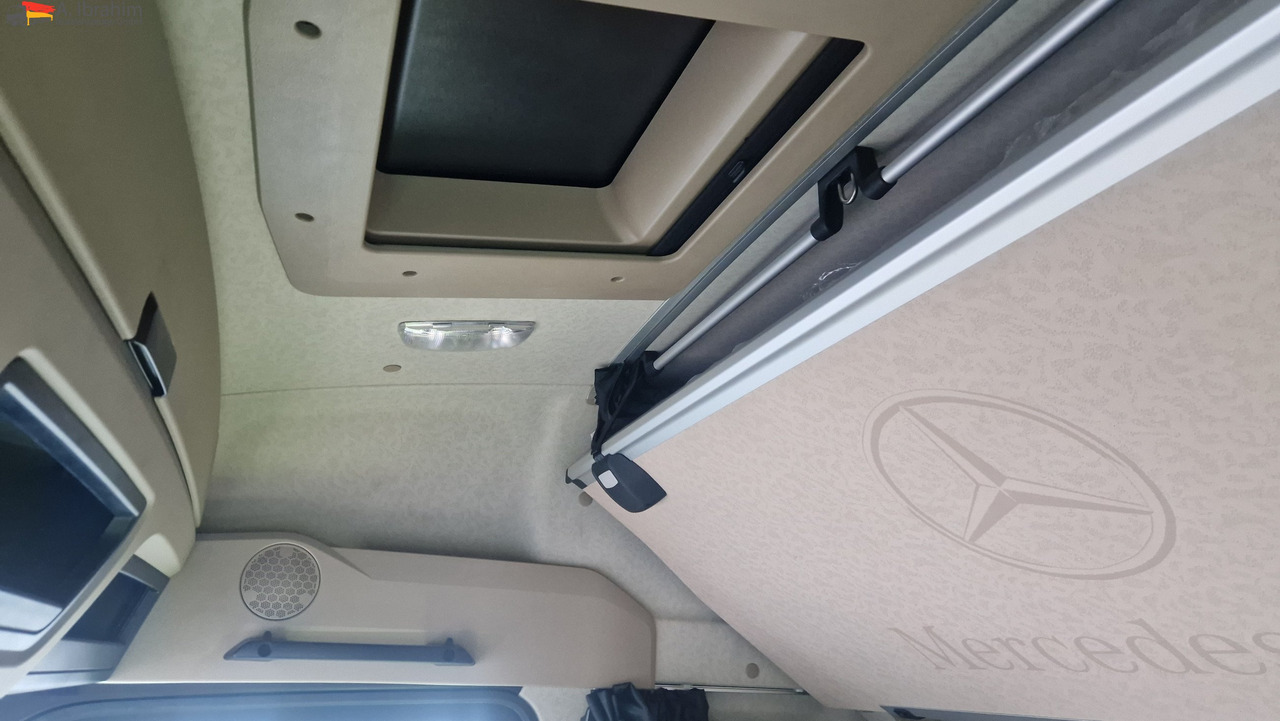 Mercedes-Benz DB 1843 Retarder Kipphydraulik Actros, sehr sauber, Alufelgen - Trekker: afbeelding 5 Mercedes-Benz DB 1843 Retarder Kipphydraulik Actros, sehr sauber, Alufelgen - Trekker: afbeelding 5