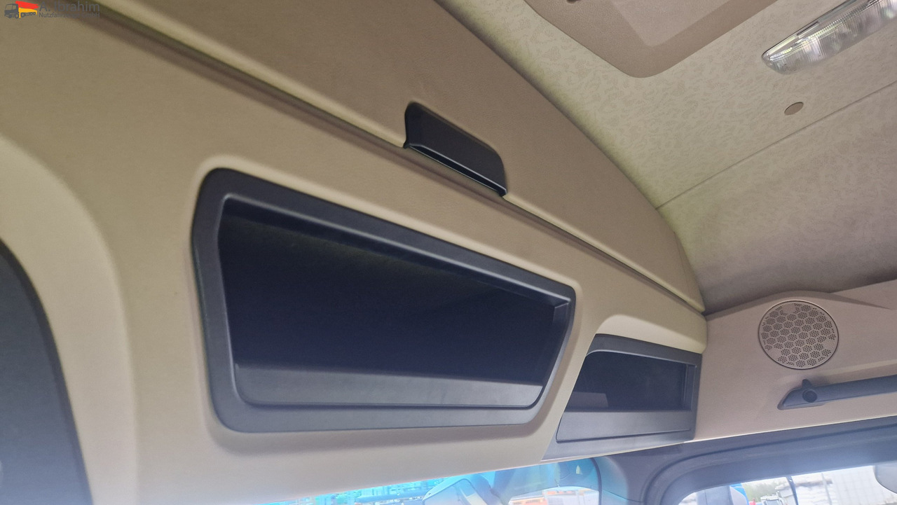 Mercedes-Benz DB 1843 Retarder Kipphydraulik Actros, sehr sauber, Alufelgen - Trekker: afbeelding 2 Mercedes-Benz DB 1843 Retarder Kipphydraulik Actros, sehr sauber, Alufelgen - Trekker: afbeelding 2