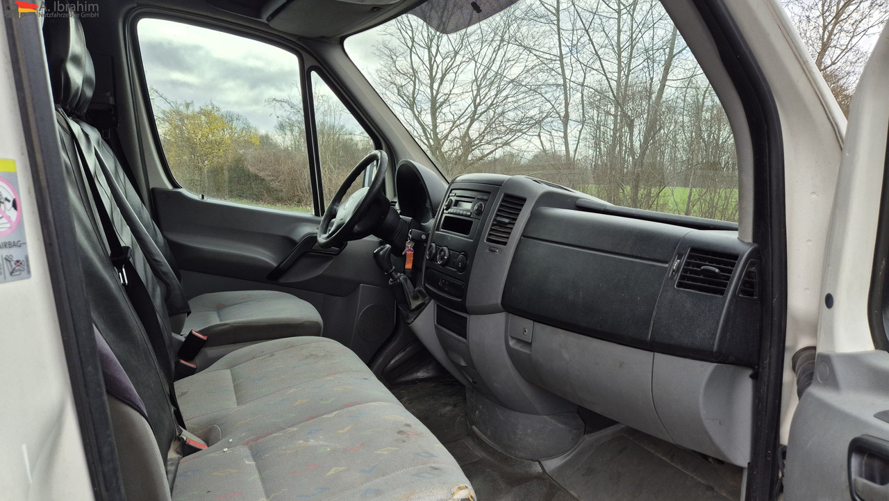 VW Crafter 2.5 Diesel Zustand gut - Gesloten bestelwagen: afbeelding 3 VW Crafter 2.5 Diesel Zustand gut - Gesloten bestelwagen: afbeelding 3
