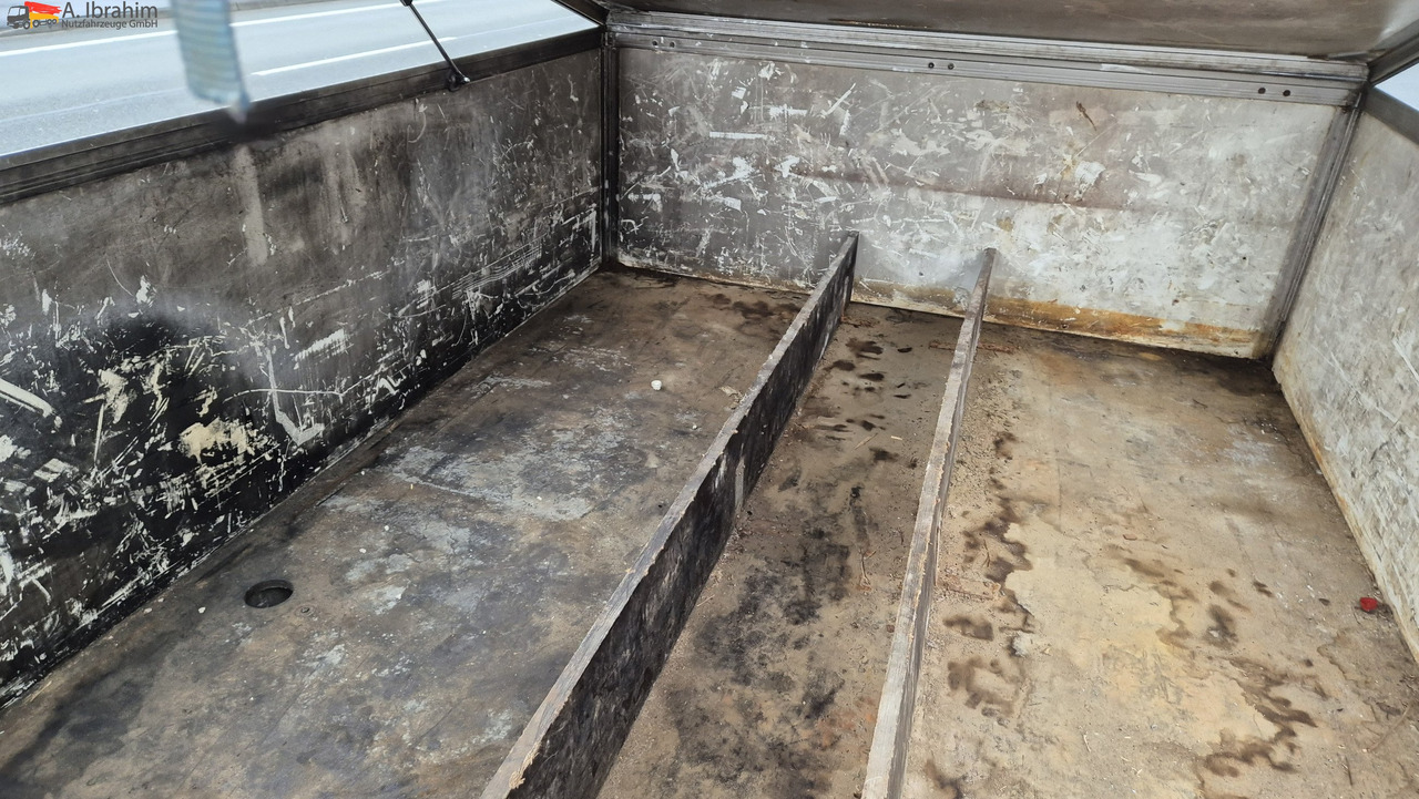 Wagenbouw Hapert K2700 Deichsel verstellbar - Gesloten aanhangwagen: afbeelding 5 Wagenbouw Hapert K2700 Deichsel verstellbar - Gesloten aanhangwagen: afbeelding 5