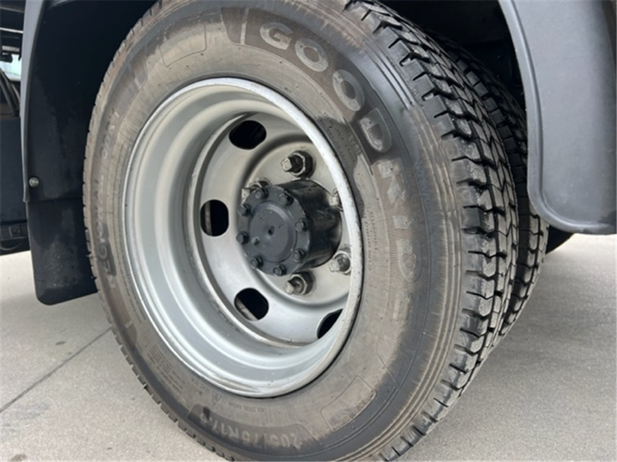 Isotherm vrachtwagen Mitsubishi 7C18: afbeelding 12