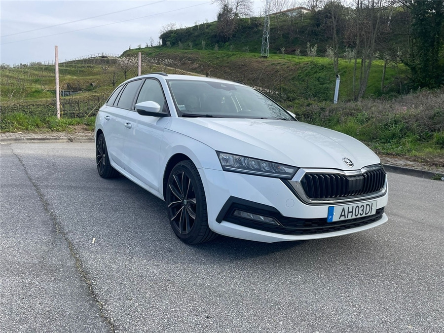 SKODA OCTAVIA - Personenwagen: afbeelding 1 SKODA OCTAVIA - Personenwagen: afbeelding 1