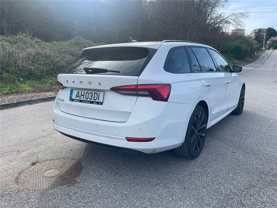 SKODA OCTAVIA - Personenwagen: afbeelding 4 SKODA OCTAVIA - Personenwagen: afbeelding 4