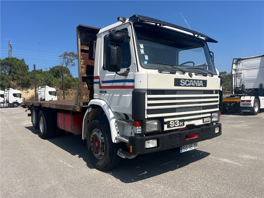 Scania 93h - Vrachtwagen met open laadbak: afbeelding 3 Scania 93h - Vrachtwagen met open laadbak: afbeelding 3