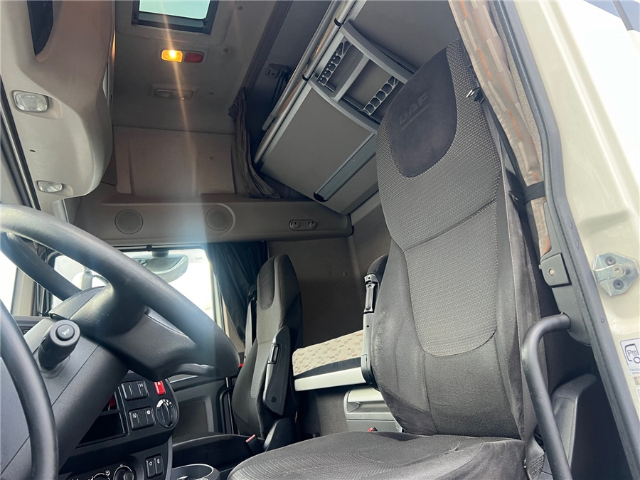 Interieur foto 1: Leasing DAF XF 510 DAF XF 510 Interieur foto 1: Leasing DAF XF 510 DAF XF 510