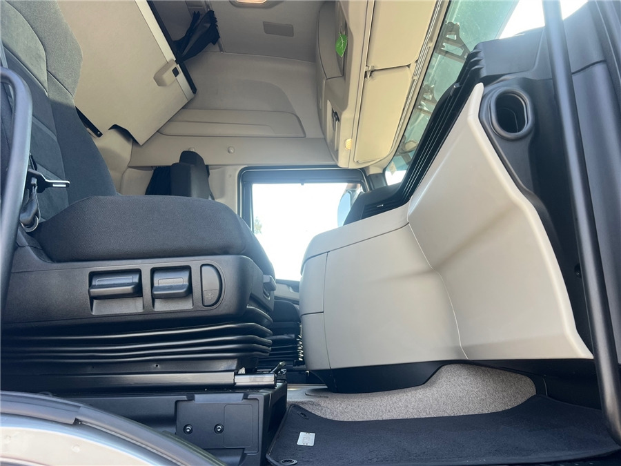Trekker Iveco S-WAY 500: afbeelding 17