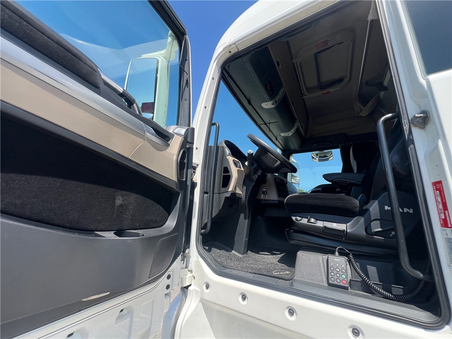 Trekker MAN TGX 18.460: afbeelding 13