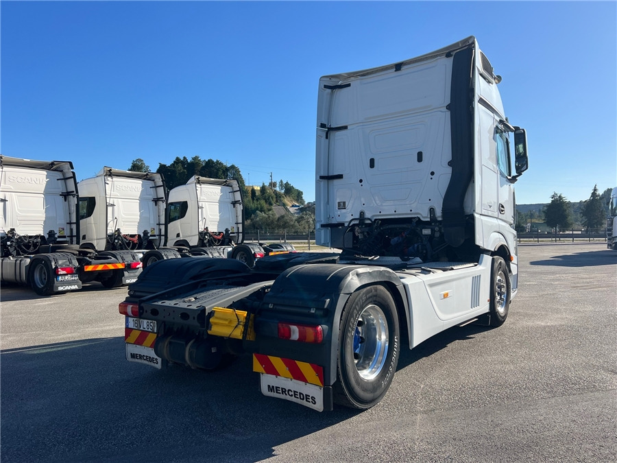 MERCEDES-BENZ 1863 AMG / RETARDER - Trekker: afbeelding 4 MERCEDES-BENZ 1863 AMG / RETARDER - Trekker: afbeelding 4