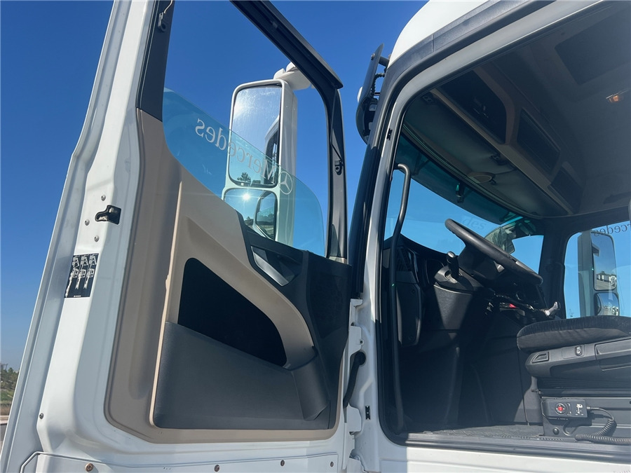 Trekker MERCEDES-BENZ ACTROS 1845 LS: afbeelding 14