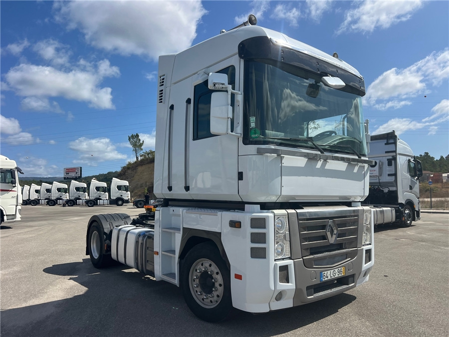 Renault AE 440 - Trekker: afbeelding 3 Renault AE 440 - Trekker: afbeelding 3