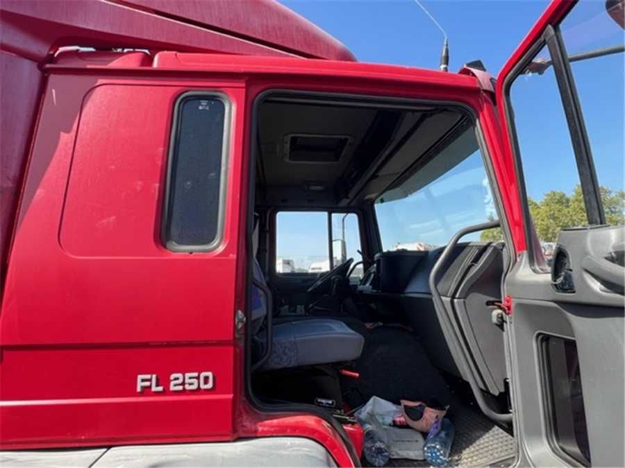 Volvo FL250 - Chassis vrachtwagen: afbeelding 5 Volvo FL250 - Chassis vrachtwagen: afbeelding 5