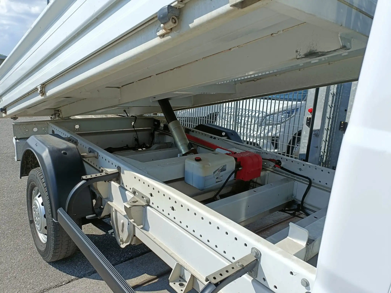 Kipper bestelwagen FIAT DUCATO RIBALTABILE 130 CV: afbeelding 7 Kipper bestelwagen FIAT DUCATO RIBALTABILE 130 CV: afbeelding 7