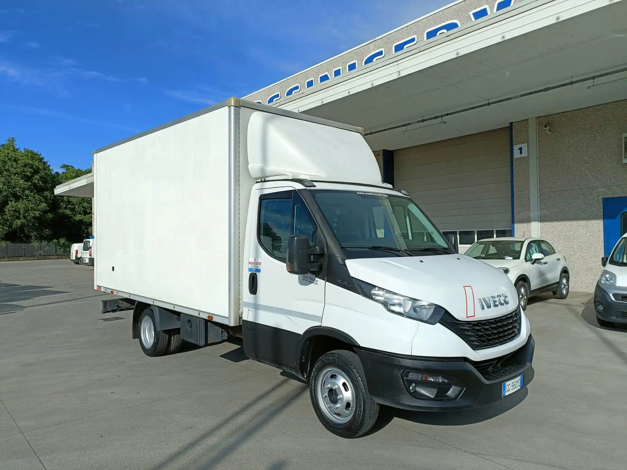 IVECO 35C14 FURGONATO BOX - Bestelwagen gesloten laadbak: afbeelding 1 IVECO 35C14 FURGONATO BOX - Bestelwagen gesloten laadbak: afbeelding 1