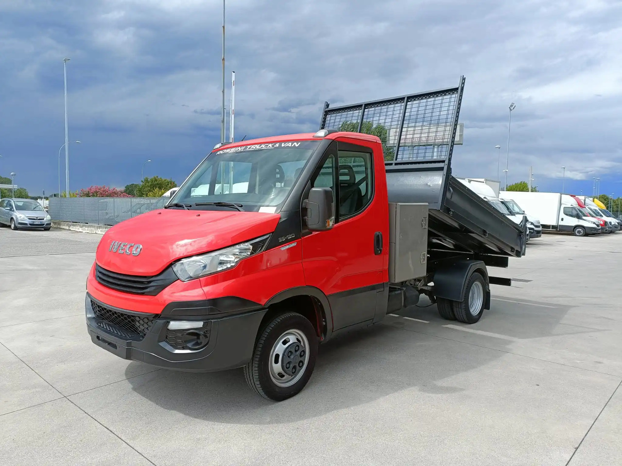 IVECO DAILY 35C12 RIBALTABILE - Kipper bestelwagen: afbeelding 2 IVECO DAILY 35C12 RIBALTABILE - Kipper bestelwagen: afbeelding 2