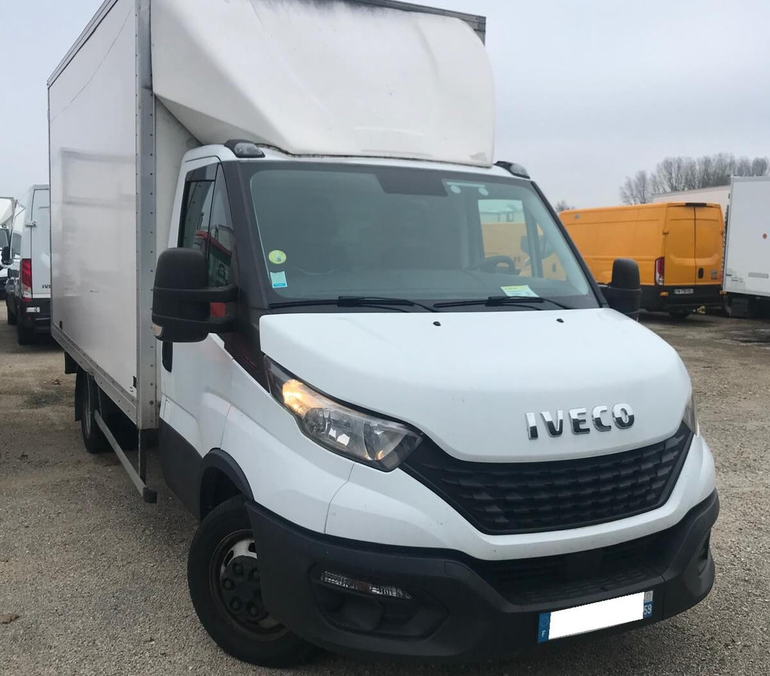 IVECO DAILY 35C16 3.0L - Bestelwagen gesloten laadbak: afbeelding 1 IVECO DAILY 35C16 3.0L - Bestelwagen gesloten laadbak: afbeelding 1