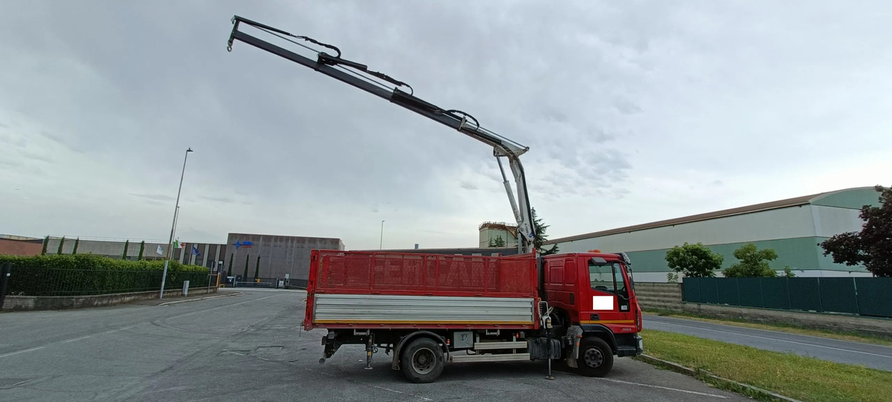 IVECO EUROCARGO 100E18 RIBALTABILE CON GRU - Kipper vrachtwagen: afbeelding 1 IVECO EUROCARGO 100E18 RIBALTABILE CON GRU - Kipper vrachtwagen: afbeelding 1