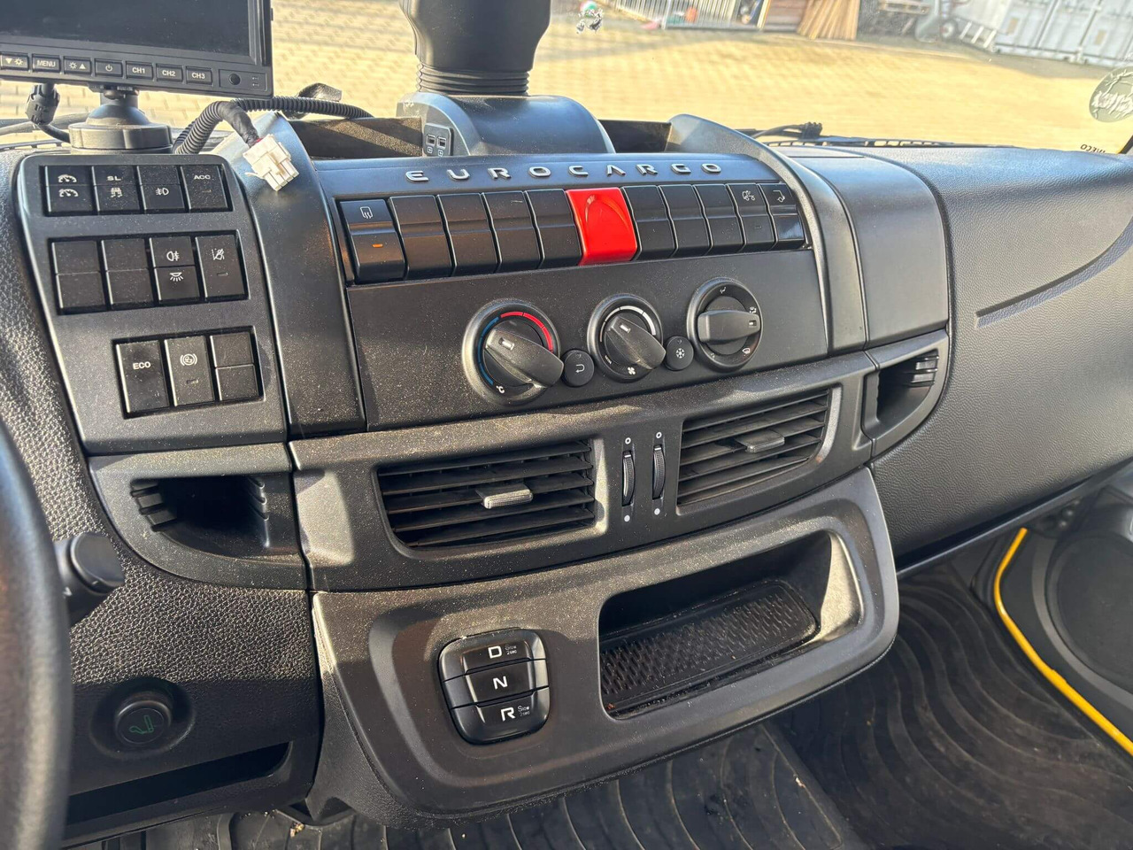 IVECO EUROCARGO 120E25P - Chassis vrachtwagen: afbeelding 2 IVECO EUROCARGO 120E25P - Chassis vrachtwagen: afbeelding 2