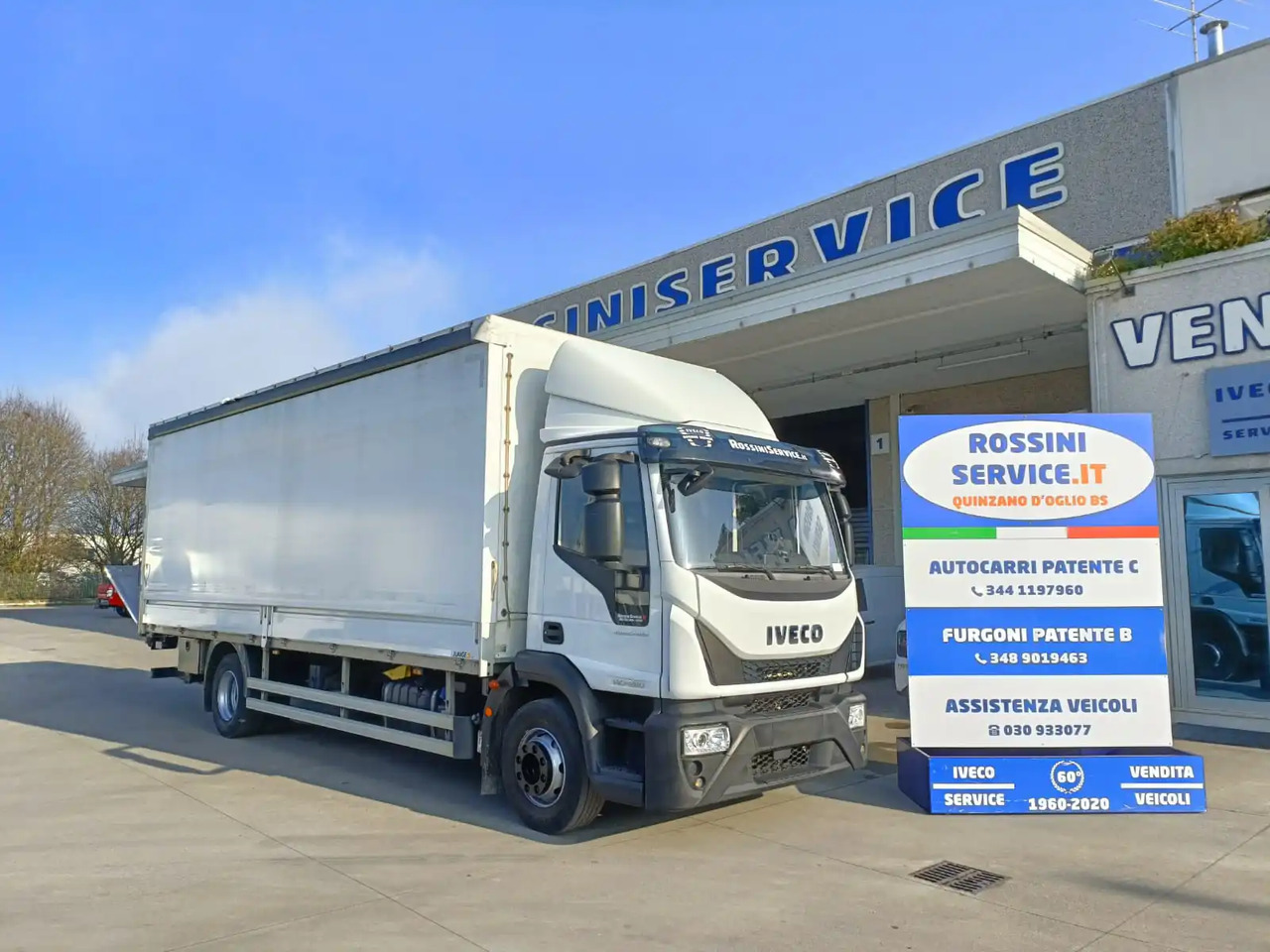 IVECO EUROCARGO 140E28P - Schuifzeilen vrachtwagen: afbeelding 1 IVECO EUROCARGO 140E28P - Schuifzeilen vrachtwagen: afbeelding 1