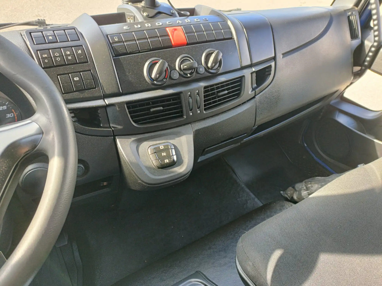 IVECO EUROCARGO 160E25P - Chassis vrachtwagen: afbeelding 2 IVECO EUROCARGO 160E25P - Chassis vrachtwagen: afbeelding 2