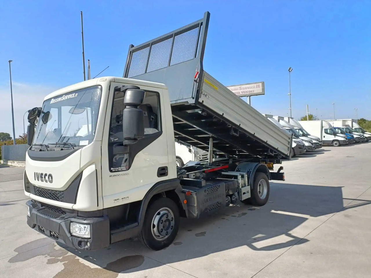 IVECO EUROCARGO 75E16 - Kipper vrachtwagen: afbeelding 2 IVECO EUROCARGO 75E16 - Kipper vrachtwagen: afbeelding 2