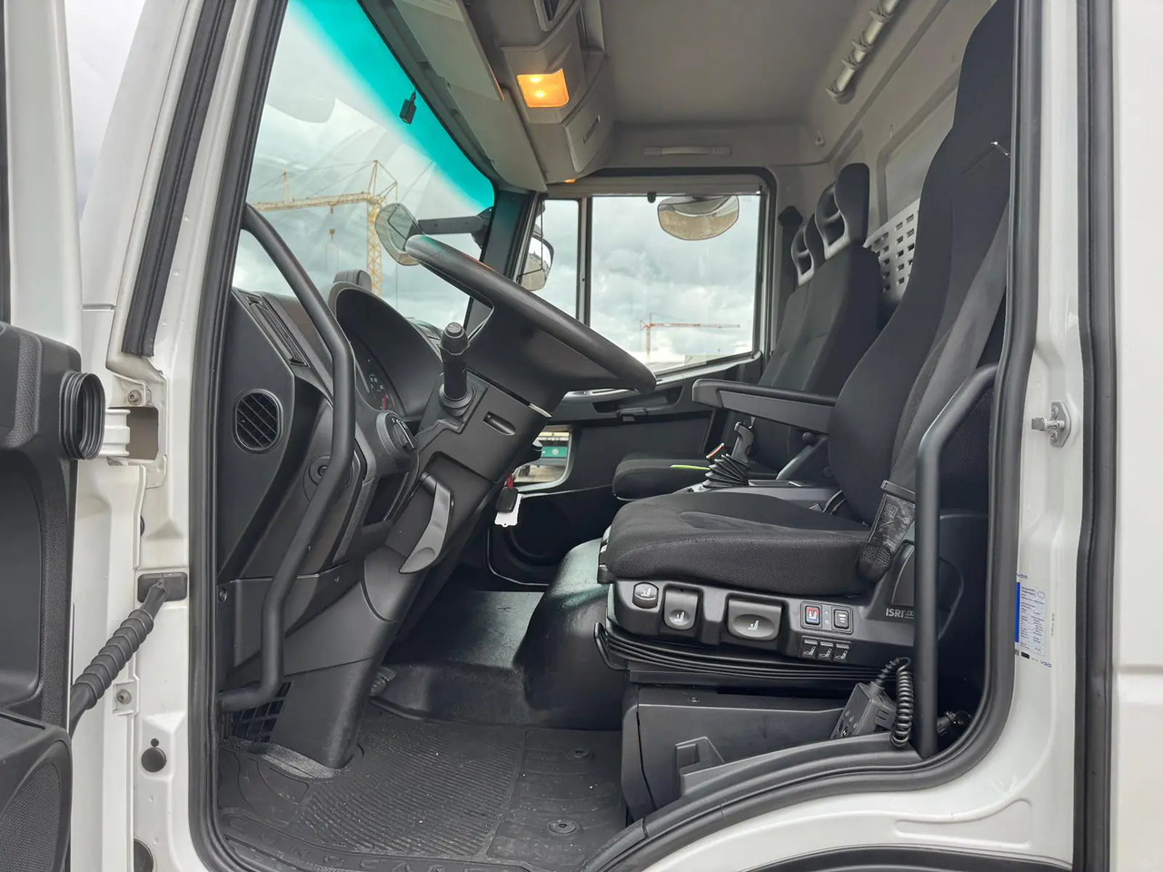 Bakwagen IVECO EUROCARGO 75E19P: afbeelding 6