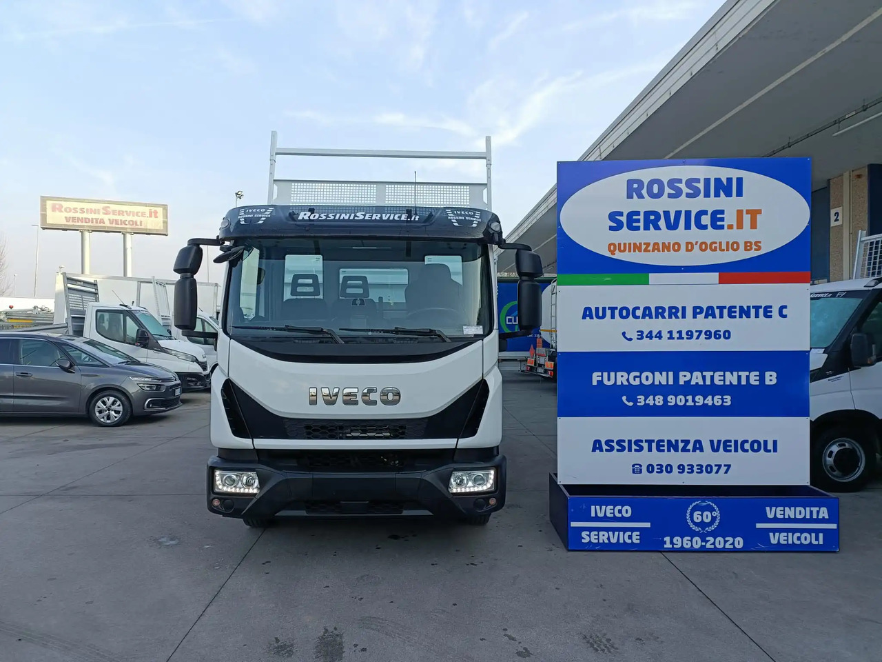 IVECO EUROCARGO 80E22K - Kipper vrachtwagen: afbeelding 2 IVECO EUROCARGO 80E22K - Kipper vrachtwagen: afbeelding 2