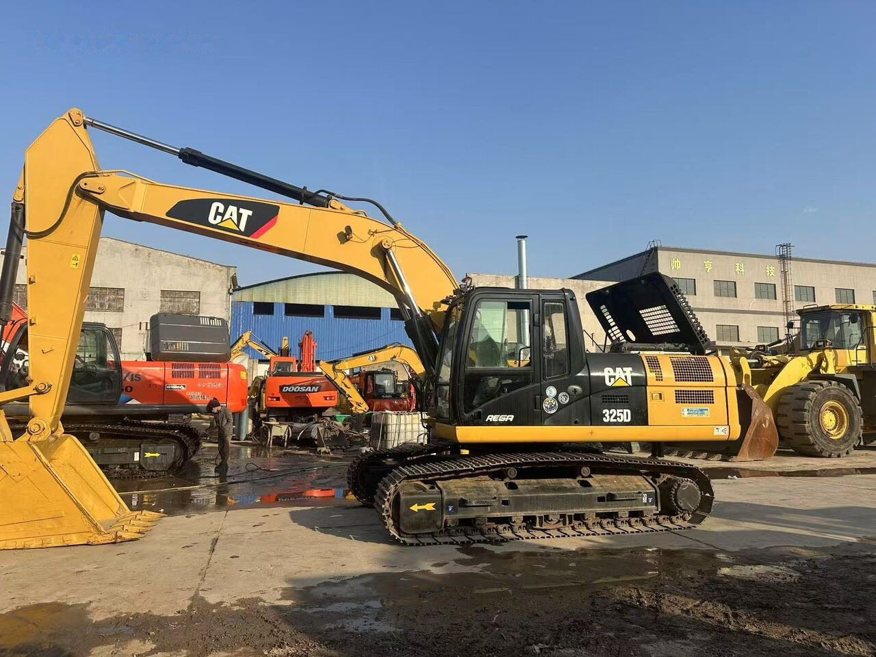 Caterpillar 325D - Rupsgraafmachine: afbeelding 2 Caterpillar 325D - Rupsgraafmachine: afbeelding 2