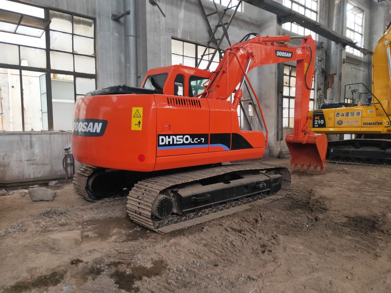 Doosan DH150LC-7 - Rupsgraafmachine: afbeelding 3 Doosan DH150LC-7 - Rupsgraafmachine: afbeelding 3
