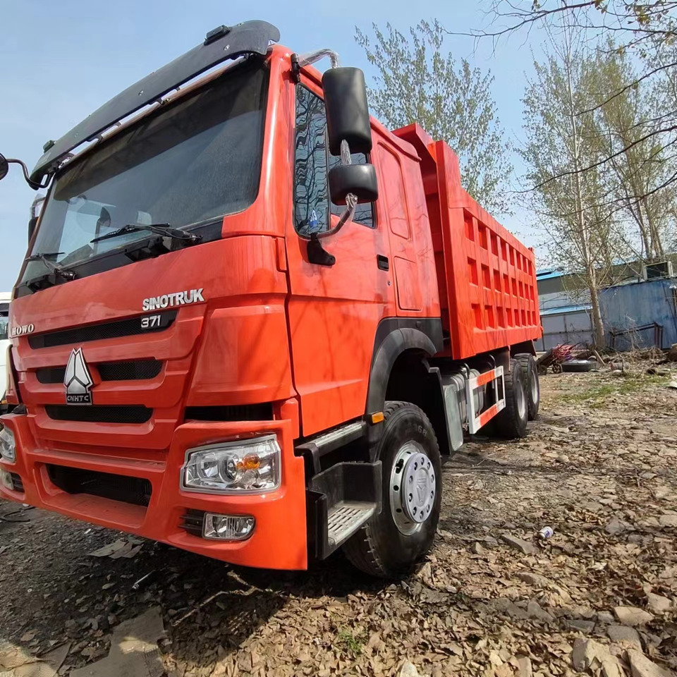 HOWO 371 6X4 - Kipper vrachtwagen: afbeelding 4 HOWO 371 6X4 - Kipper vrachtwagen: afbeelding 4
