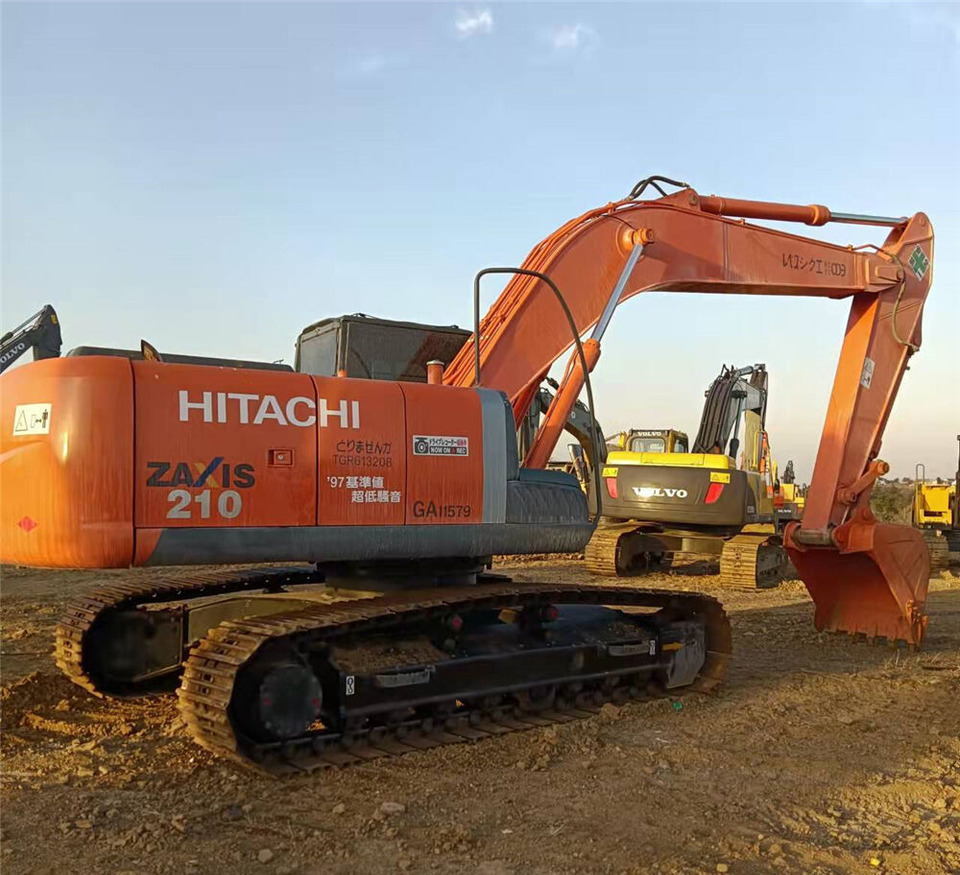 Hitachi ZX210 - Rupsgraafmachine: afbeelding 2 Hitachi ZX210 - Rupsgraafmachine: afbeelding 2