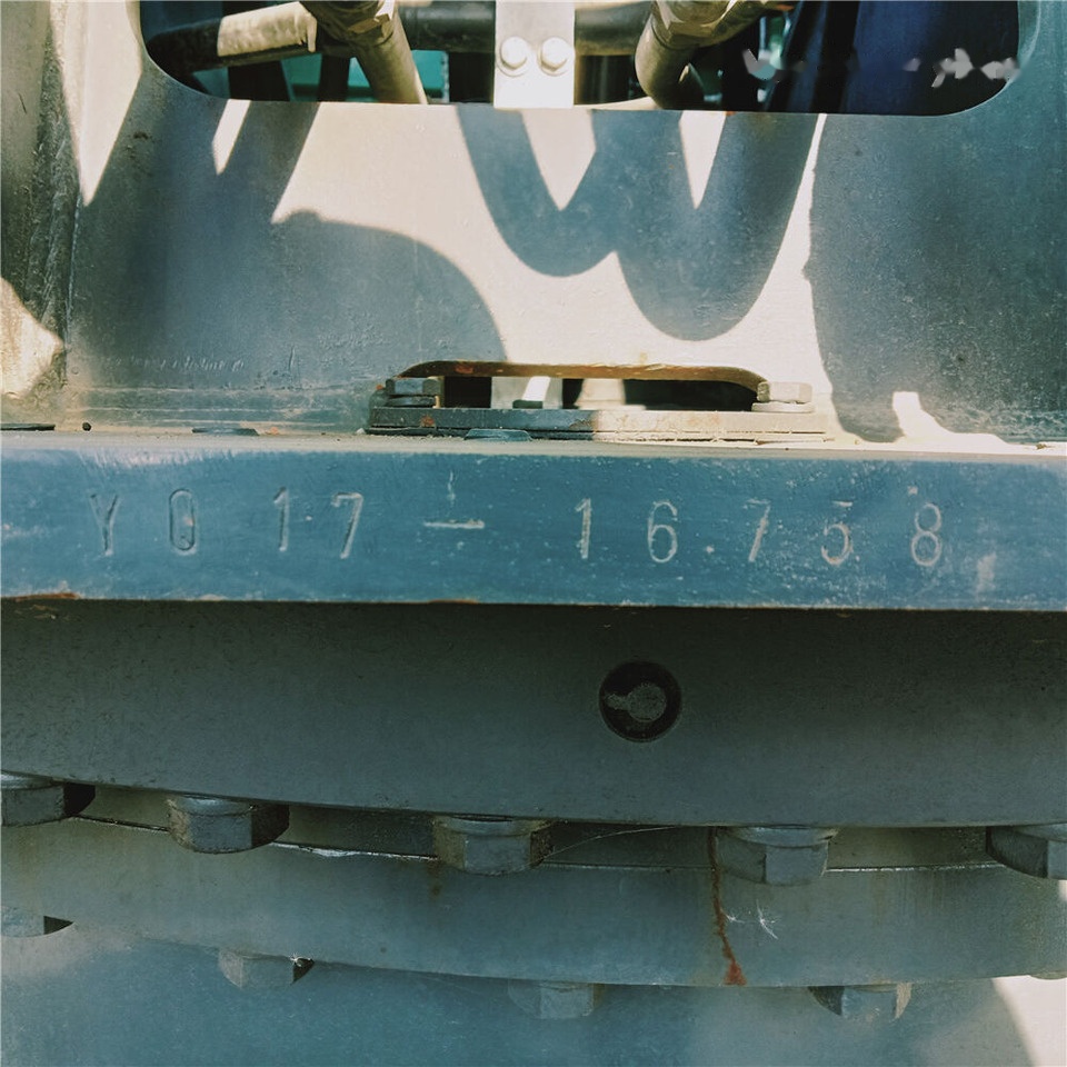 Kobelco SK200D - Rupsgraafmachine: afbeelding 2 Kobelco SK200D - Rupsgraafmachine: afbeelding 2