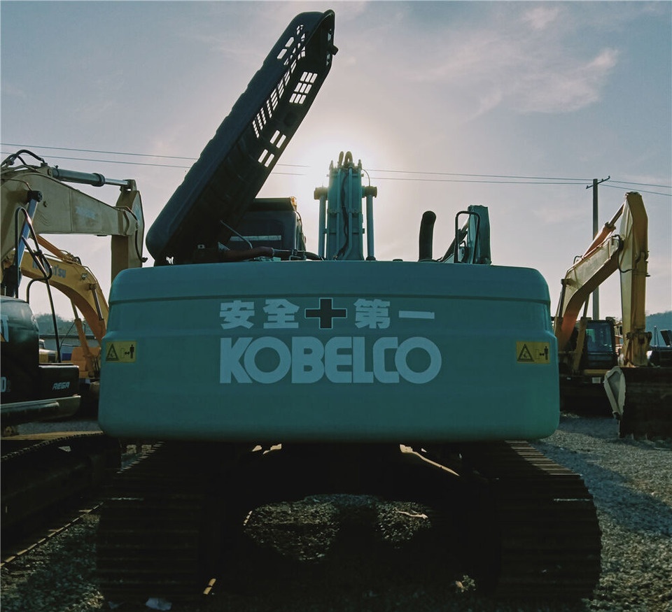 Kobelco SK210 - Rupsgraafmachine: afbeelding 4 Kobelco SK210 - Rupsgraafmachine: afbeelding 4