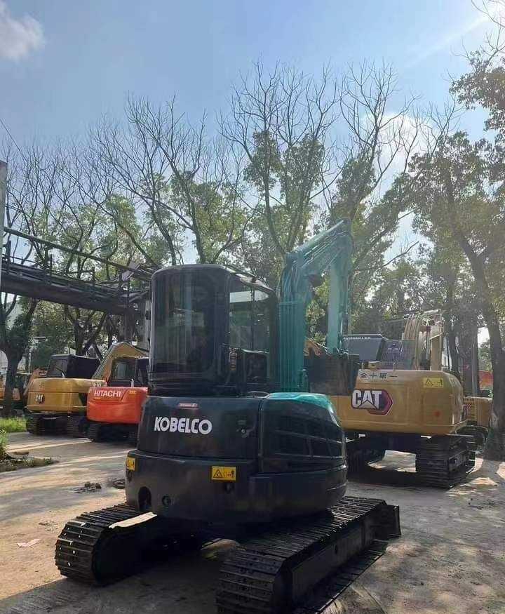 Kobelco SK55 - Minigraafmachine: afbeelding 4 Kobelco SK55 - Minigraafmachine: afbeelding 4