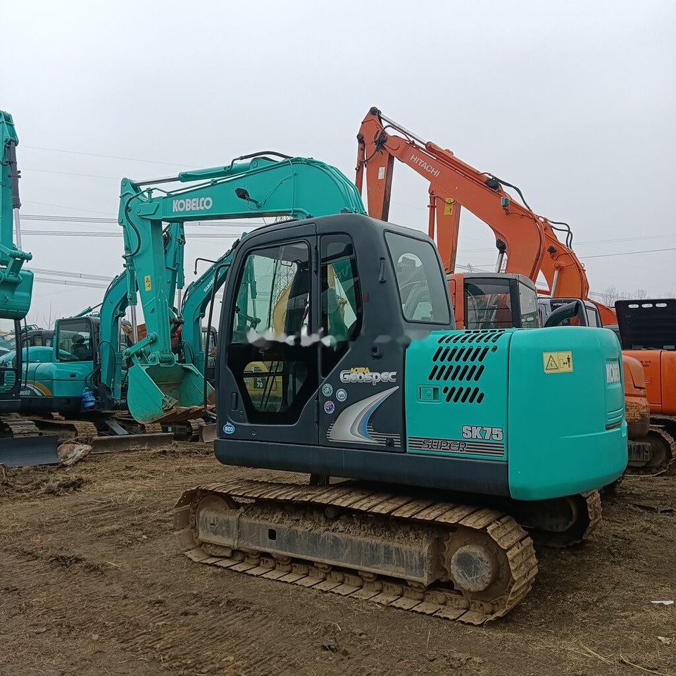 Kobelco SK75-8 - Rupsgraafmachine: afbeelding 2 Kobelco SK75-8 - Rupsgraafmachine: afbeelding 2