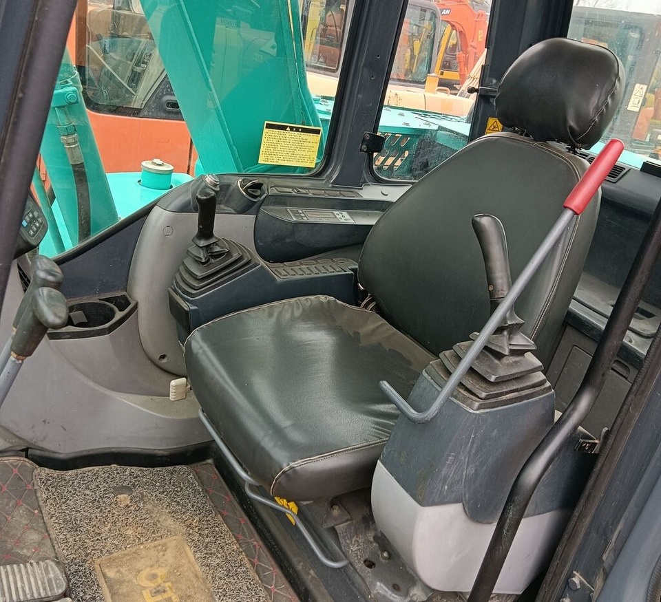 Kobelco SK75-8 - Rupsgraafmachine: afbeelding 3 Kobelco SK75-8 - Rupsgraafmachine: afbeelding 3