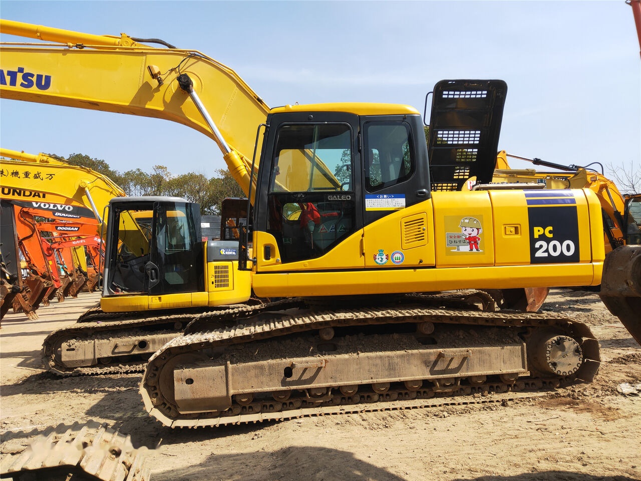Komatsu PC200-7 - Rupsgraafmachine: afbeelding 1 Komatsu PC200-7 - Rupsgraafmachine: afbeelding 1