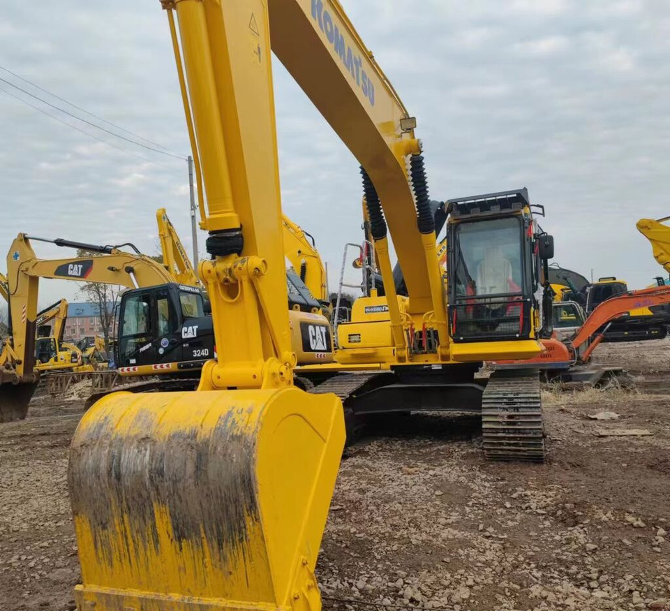 Komatsu PC200-8 - Rupsgraafmachine: afbeelding 2 Komatsu PC200-8 - Rupsgraafmachine: afbeelding 2