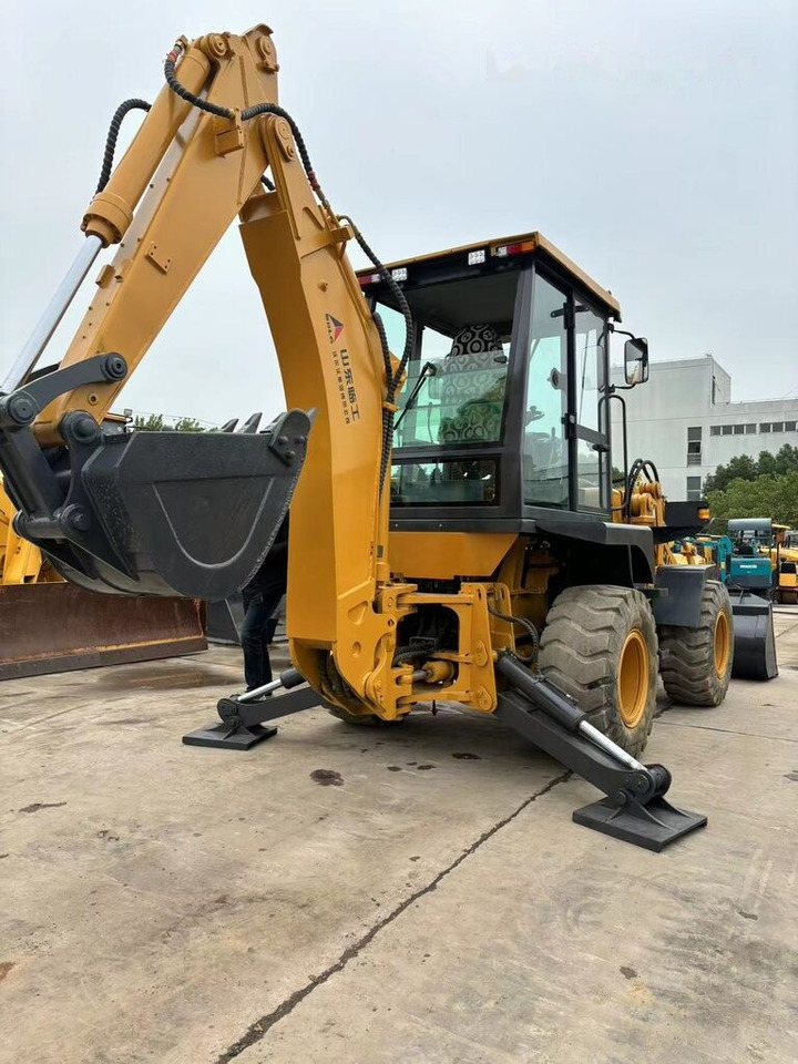 SDLG LGB680 - Graaflaadmachine: afbeelding 4 SDLG LGB680 - Graaflaadmachine: afbeelding 4
