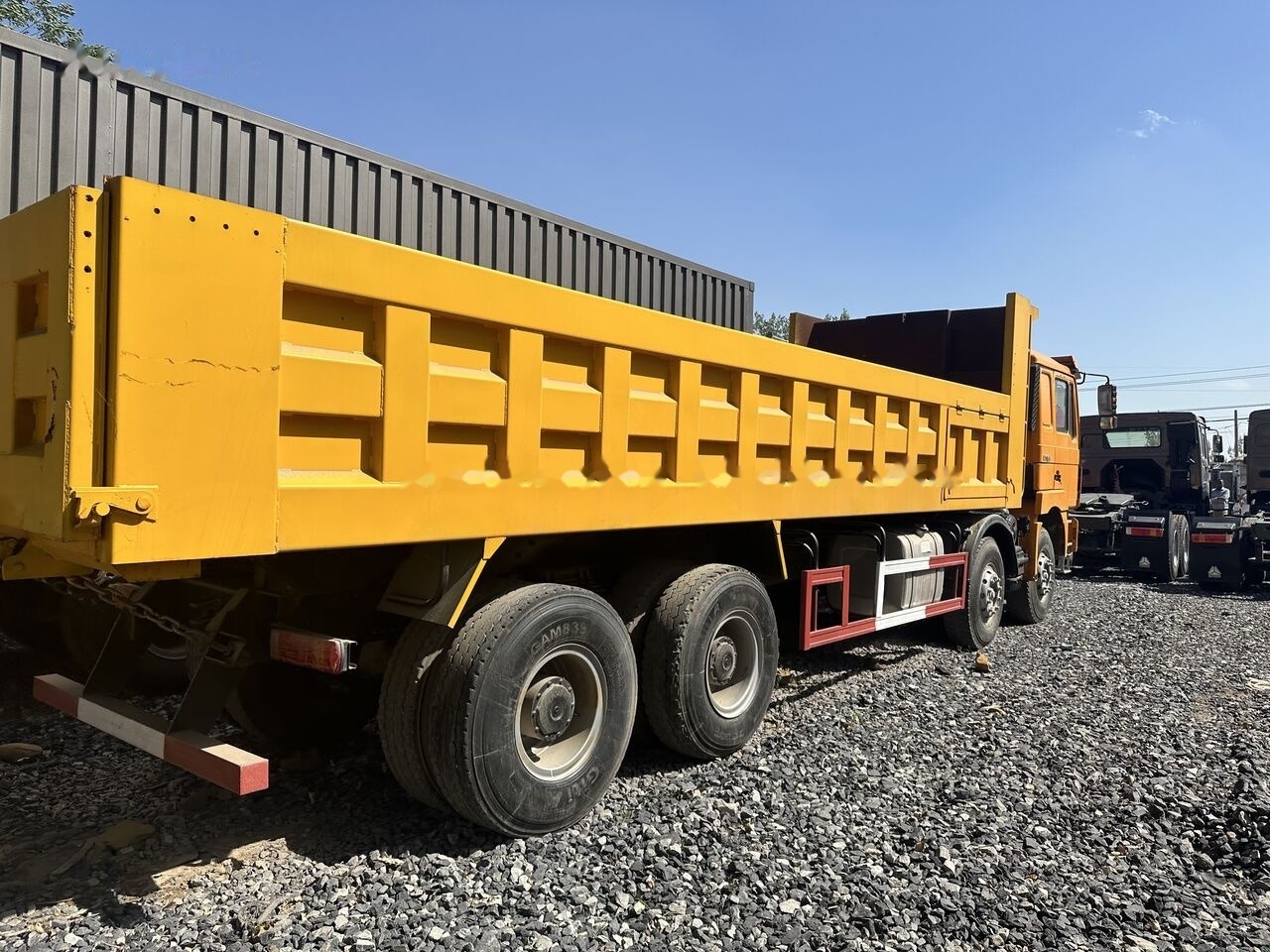 Shacman F3000 - Kipper vrachtwagen: afbeelding 4 Shacman F3000 - Kipper vrachtwagen: afbeelding 4