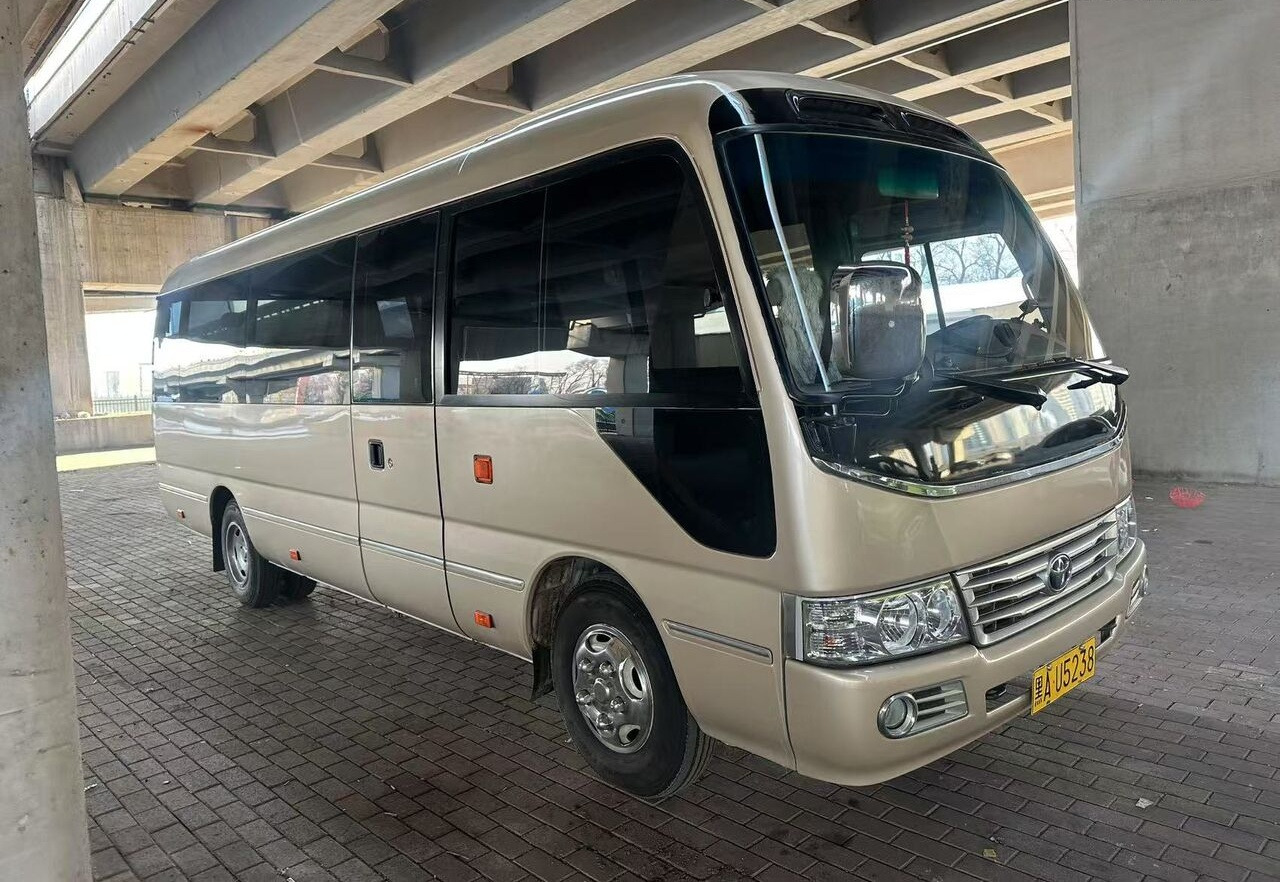 Toyota 1HZ - Streekbus: afbeelding 3 Toyota 1HZ - Streekbus: afbeelding 3