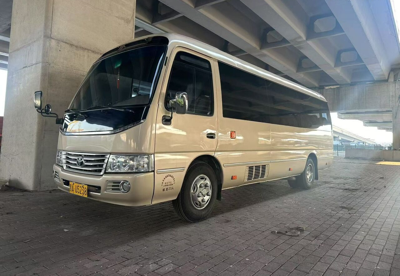 Toyota 1HZ - Streekbus: afbeelding 4 Toyota 1HZ - Streekbus: afbeelding 4