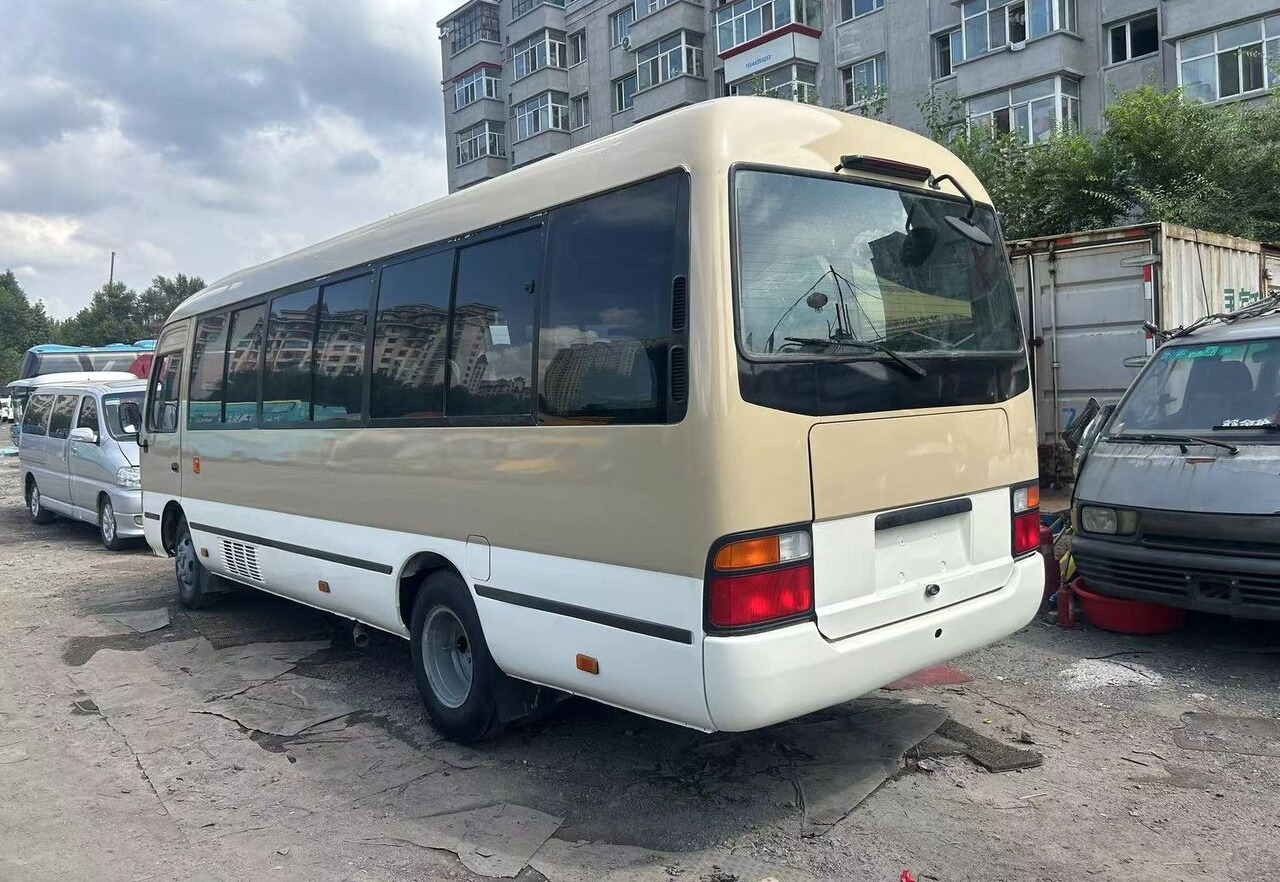 Toyota Coaster 1HZ - Streekbus: afbeelding 2 Toyota Coaster 1HZ - Streekbus: afbeelding 2