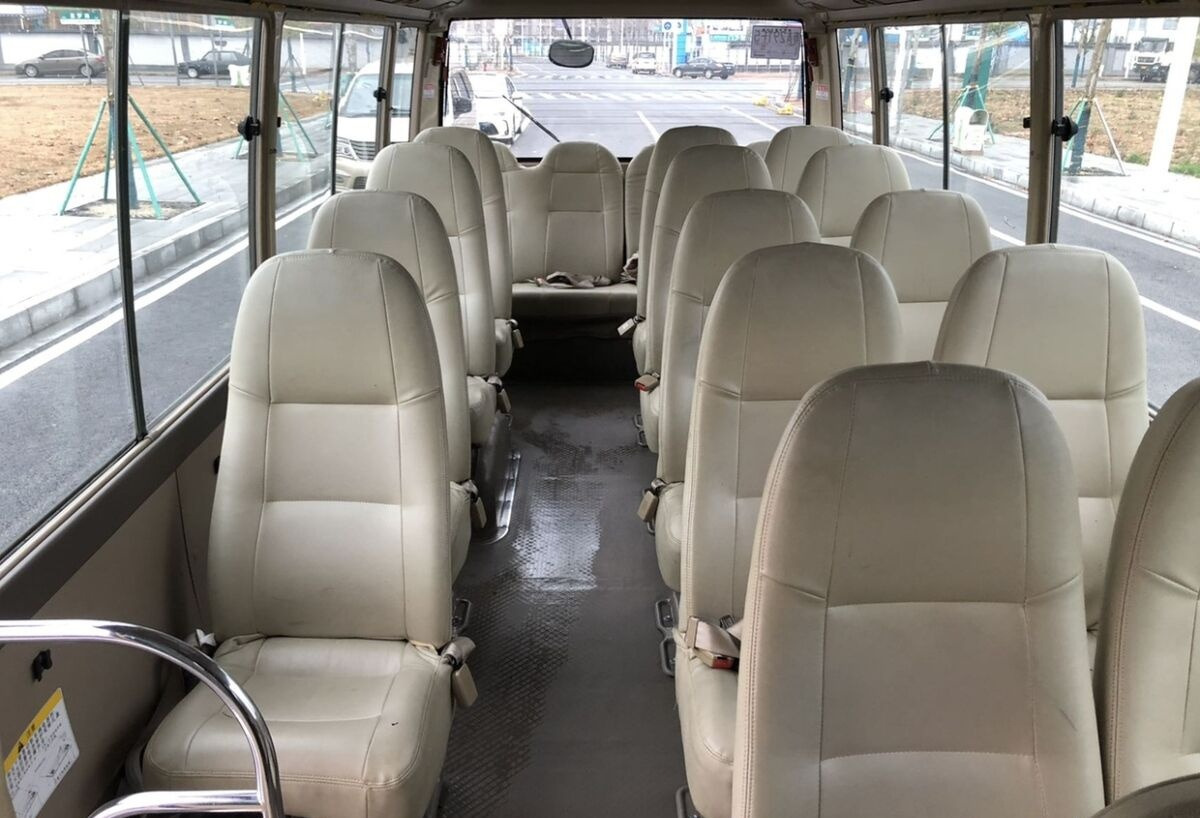 Toyota Coaster - Streekbus: afbeelding 4 Toyota Coaster - Streekbus: afbeelding 4