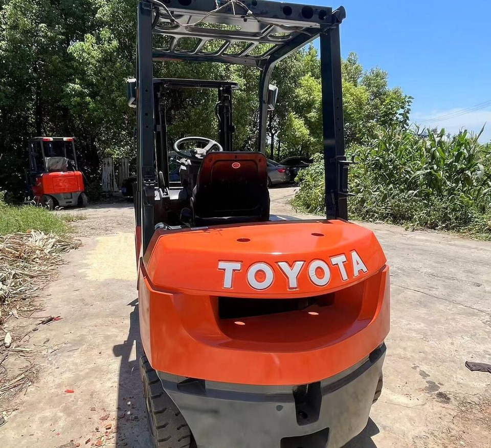 Toyota FD35 - Diesel heftruck: afbeelding 3 Toyota FD35 - Diesel heftruck: afbeelding 3