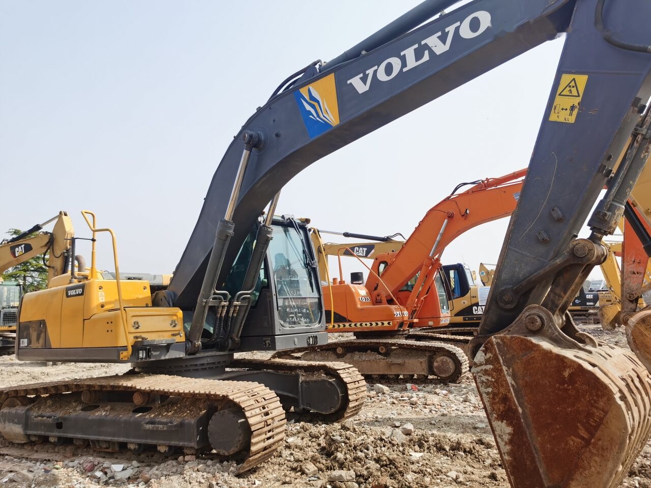 Volvo EC220 - Rupsgraafmachine: afbeelding 3 Volvo EC220 - Rupsgraafmachine: afbeelding 3