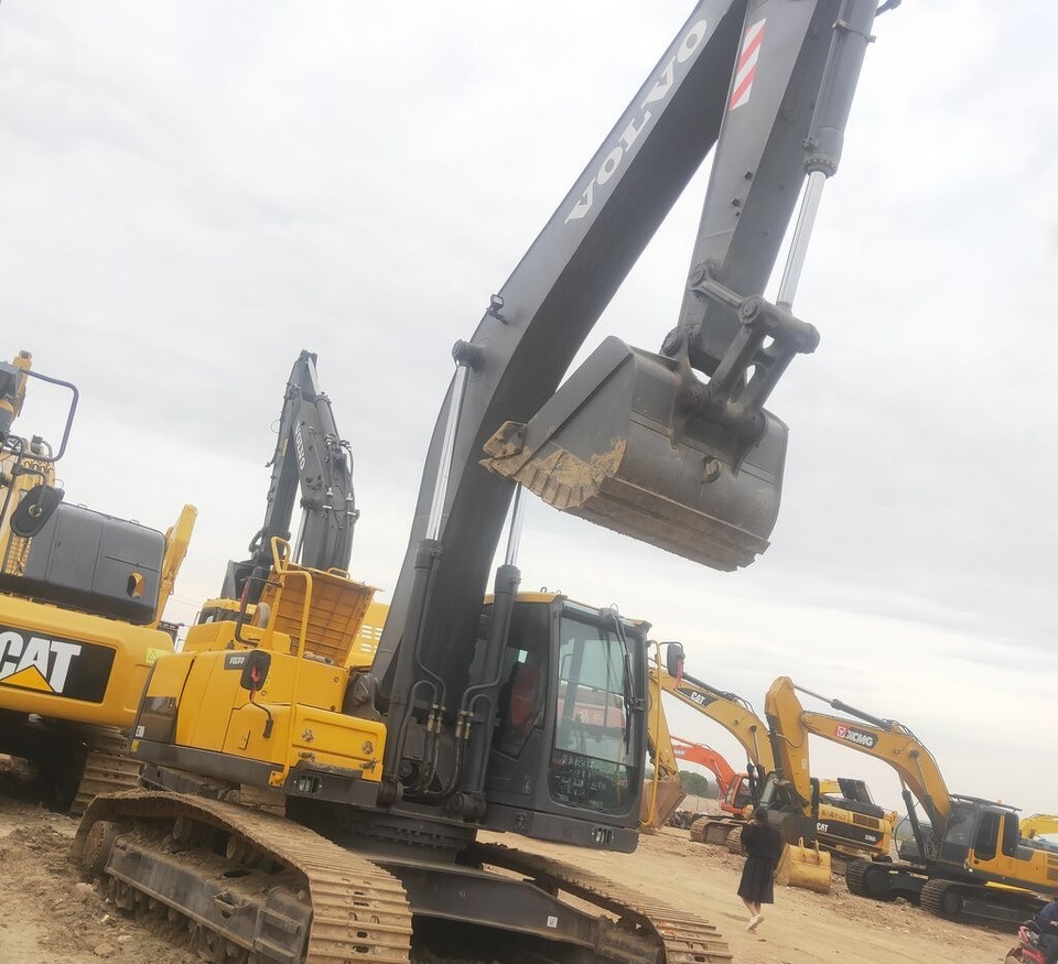 Volvo EC300 - Rupsgraafmachine: afbeelding 4 Volvo EC300 - Rupsgraafmachine: afbeelding 4