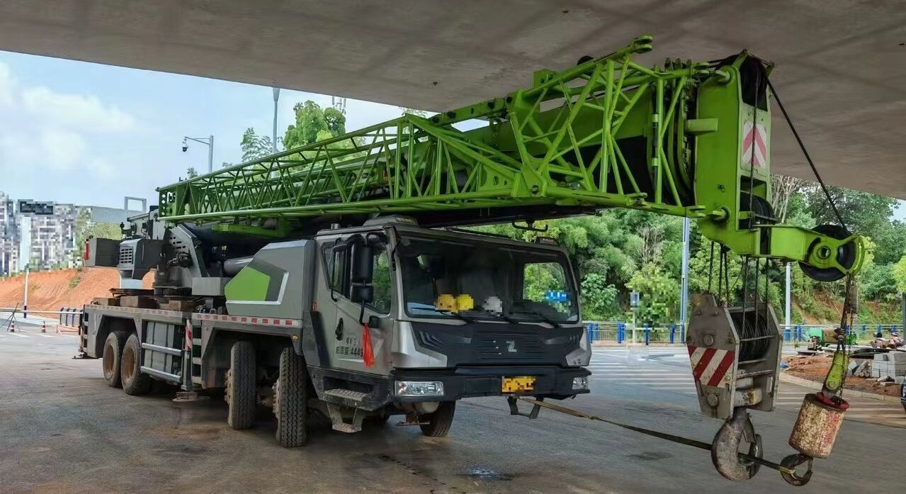 Zoomlion - Mobiele kraan: afbeelding 1 Zoomlion - Mobiele kraan: afbeelding 1